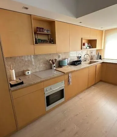 Lejlighed 1 Bedroom With A Pool - 5 Min Carcavelos Surf - Lisbon Train 15 Min *